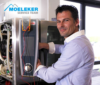 Moeleker